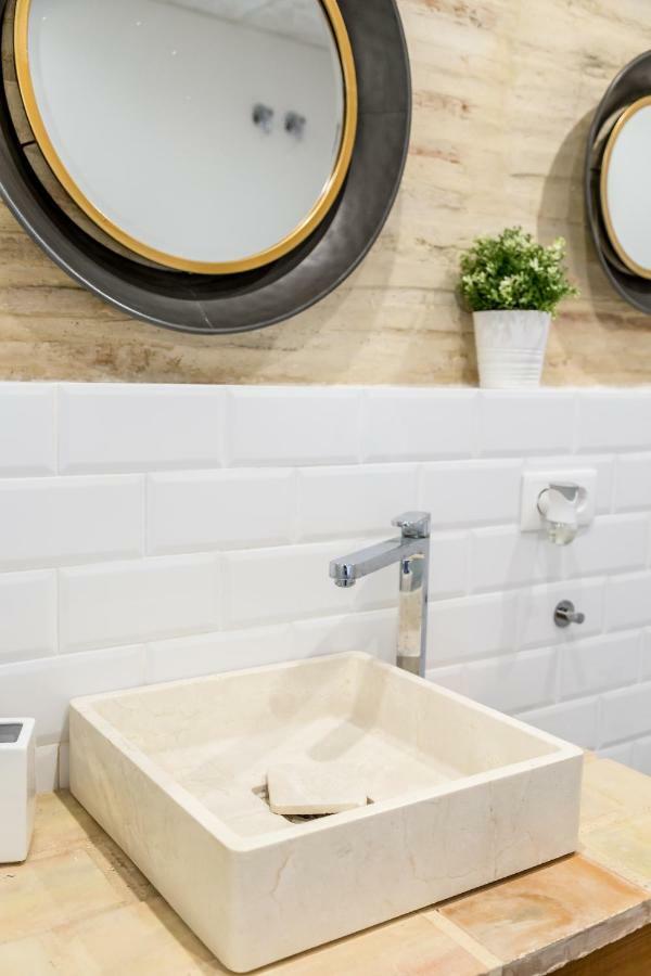 Florit Flats - Center Luxurious 1Br 1Ba Terrace Wi-Fi Ac Apartman Valencia Kültér fotó